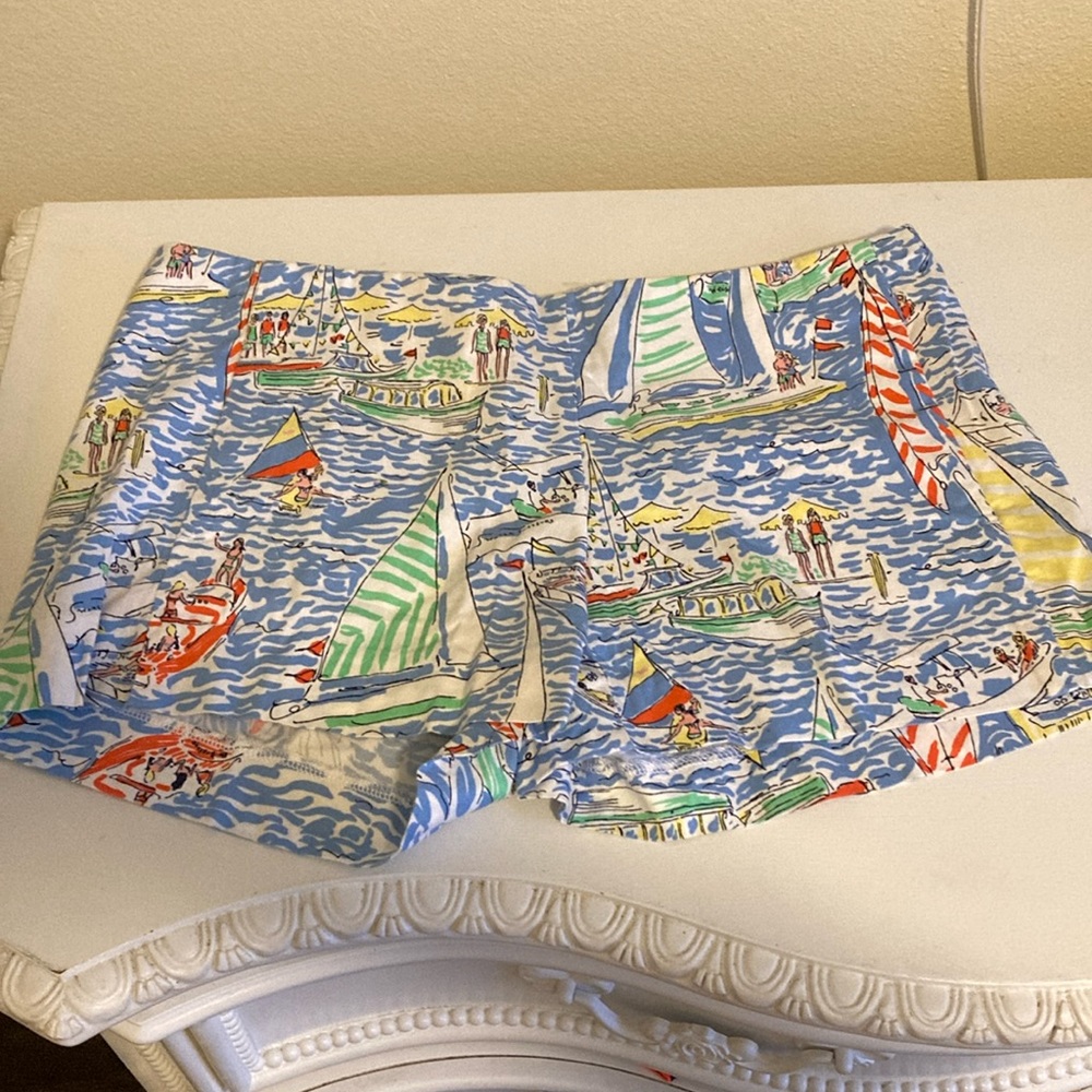 Holy Grail Lilly Pulitzer shorts